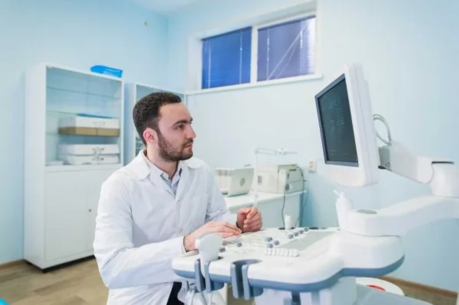 Becoming a Diagnostic Medical Sonographer in Canada – 5 Things You Need to Know!